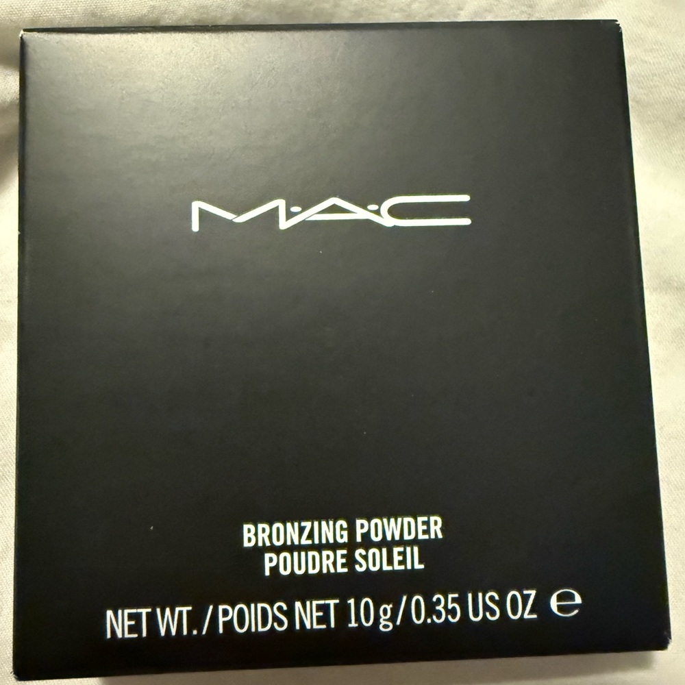 MAC Cosmetics Bronzing Powder